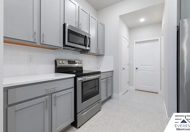 12 Kaiser Pl — Photo 14