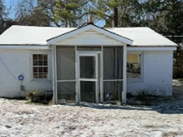 2313 Hunter Hill Rd, Rocky Mount, NC 27804