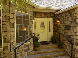 13196 Bradford Dr, Grass Valley, CA 95945