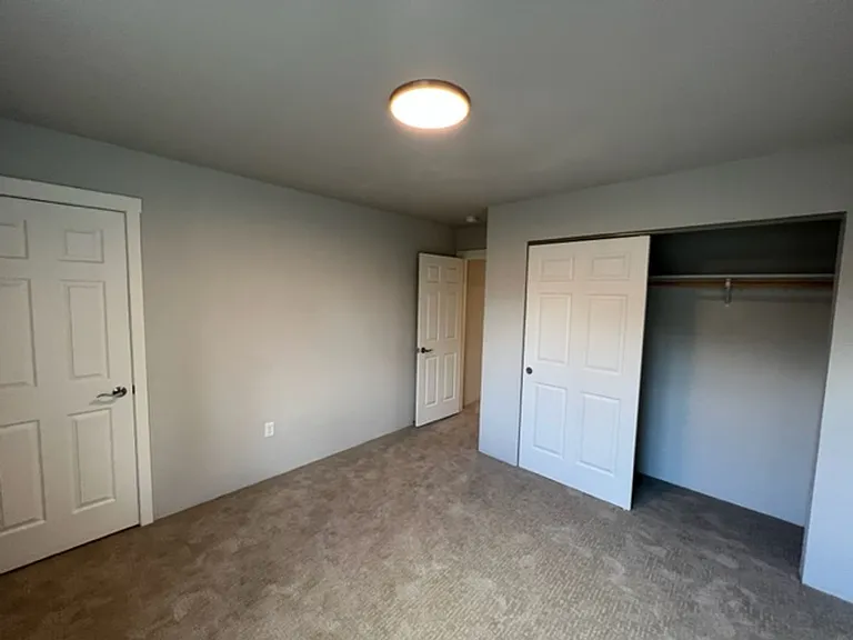 610 E Main St #3D — Photo 12
