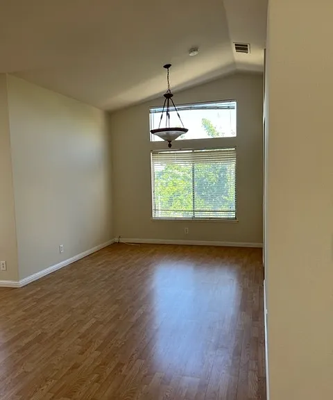417 Powell Dr — Photo 30