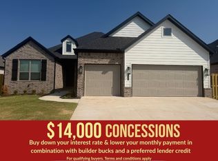 2100 Silk St, Pea Ridge, AR 72751