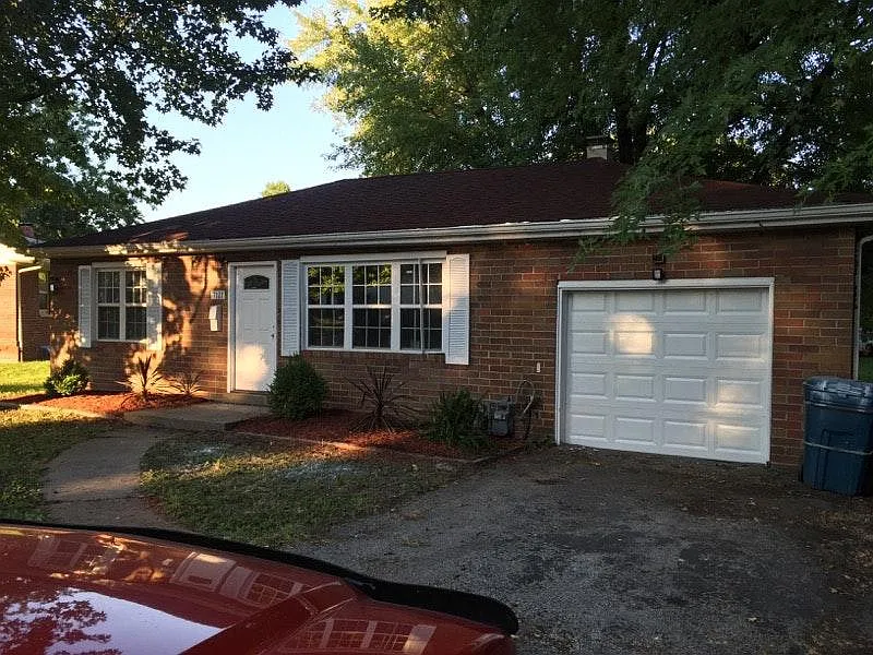 7121 Werner Rd photo 1