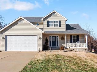 5328 Dunn Ridge Ct, Hazelwood, MO 63042