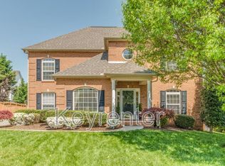 12928 Peach View Dr, Knoxville, TN 37922
