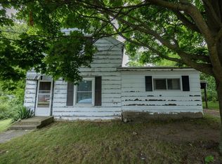 55 Grant St, Shelby, MI 49455