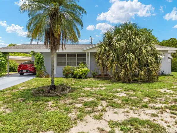 326 Canyon Dr N, Lehigh Acres, FL 33936