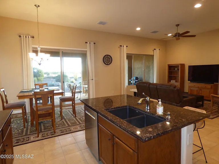 61217 E Arbor Basin Rd — Photo 8