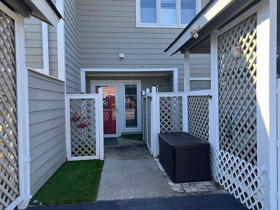 1st image of 435 Ocean Creek Dr. #2715