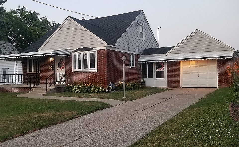 1st image of 141 Gualbert Ave