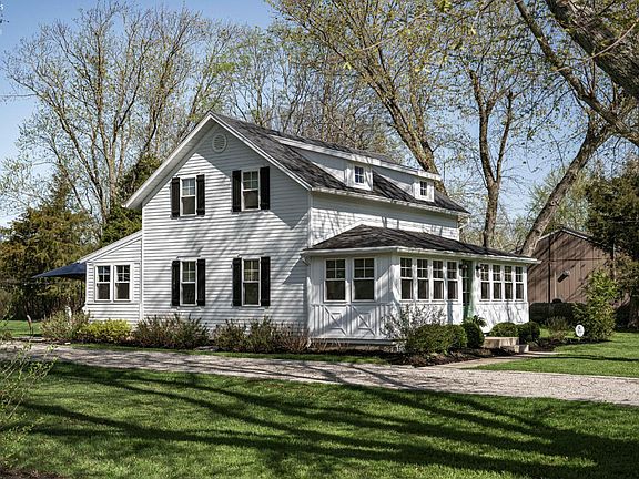 5th image of 321 Harbor Ln