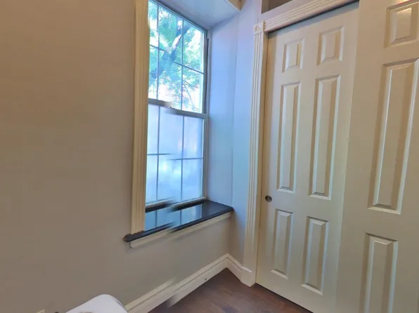 350 West 21st Street image 5 of 6