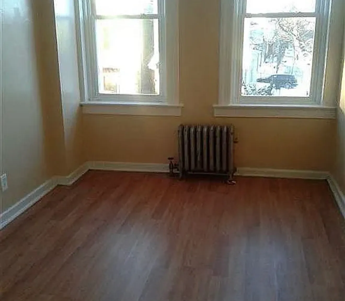 3 bed, $1,650 — Photo 2