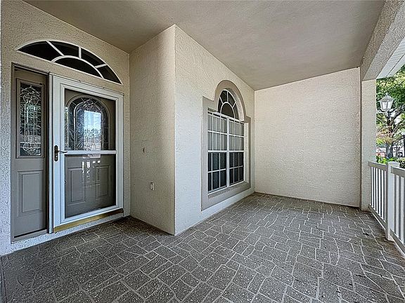4th image of 2308 Twickingham Ct