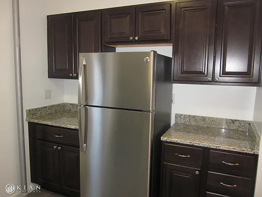 Rented by Kian Realty | media 3