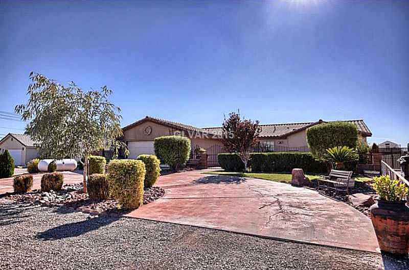 1st image of 3715 W La Madre Way