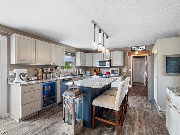 5th image of 5240 Summerwood Dr