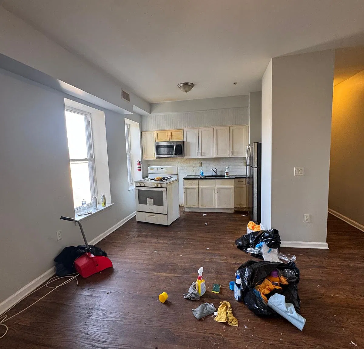 2 bed, $1,800 — Photo 2
