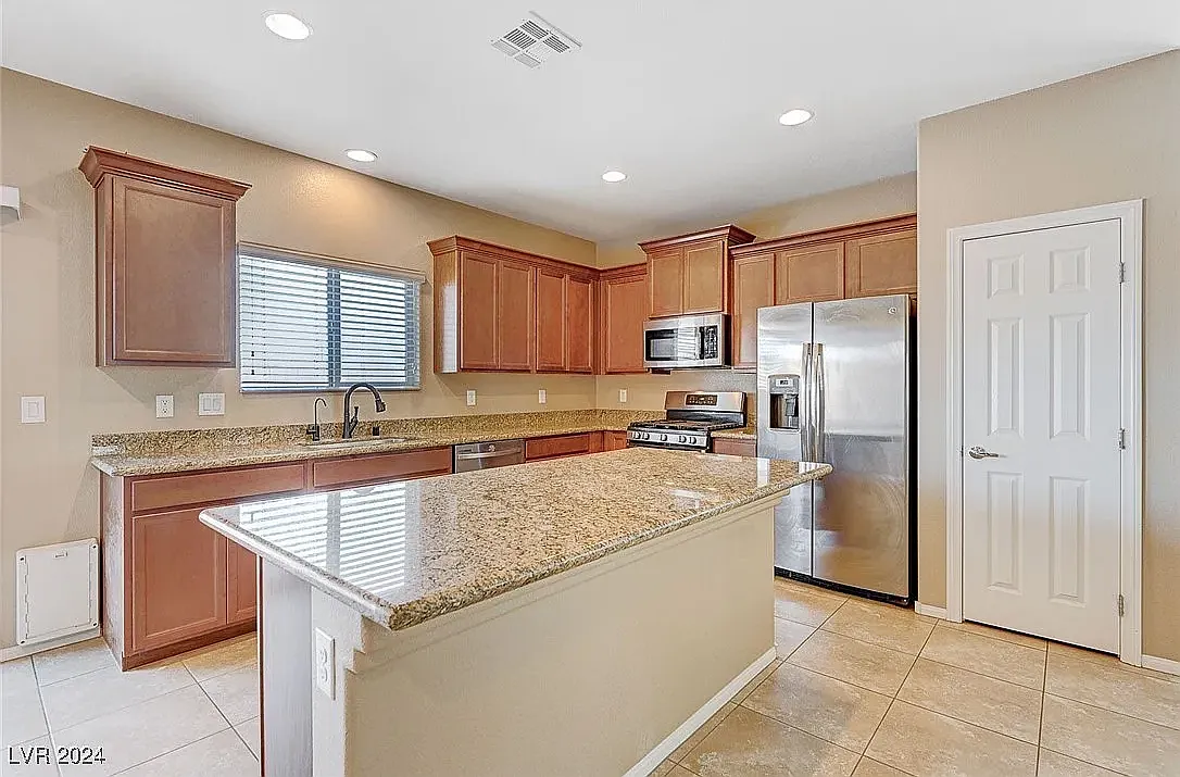 9146 Laughing Owl Ave — Photo 2