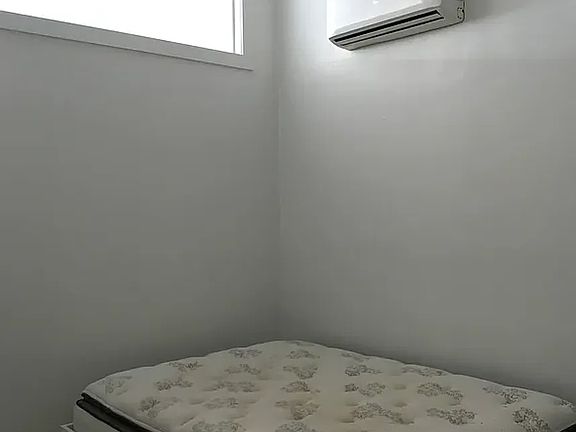 5th image of 170 Tillary St APT 606