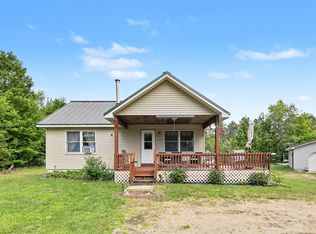 253 S Pine Tree Ln, Beulah, MI 49617