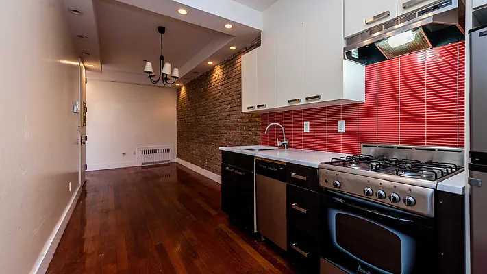 Rented by Nooklyn NYC LLC | media 1