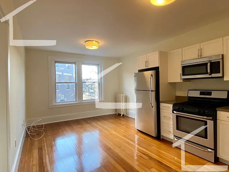 85 Harvard Pl #L20 — Photo 12