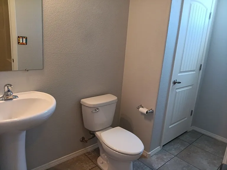 8800 Globe St NW — Photo 7