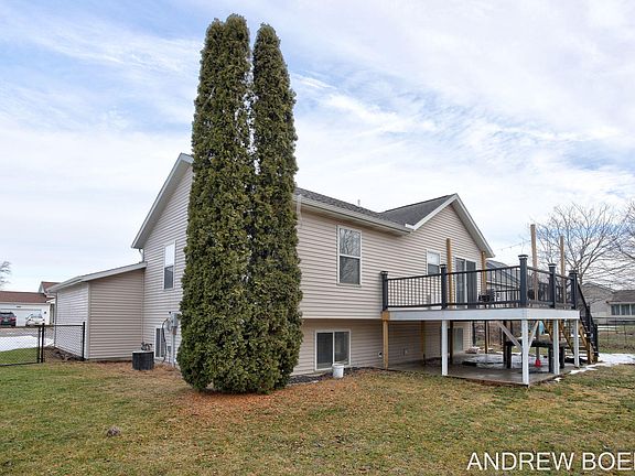 2nd image of 9570 Northwind Dr