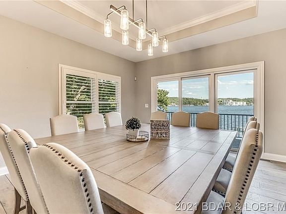 3rd image of 1061 Via Appia Dr