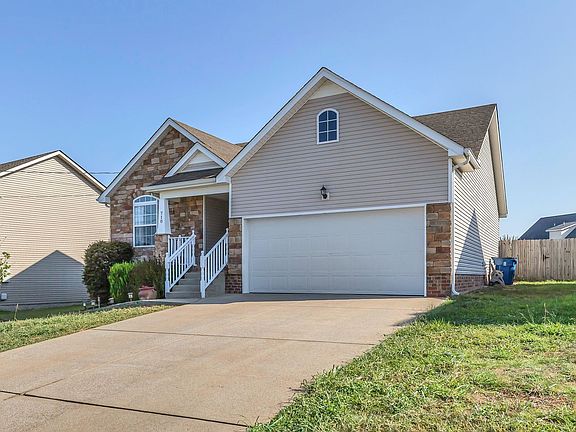 3rd image of 710 Wildwood Dr