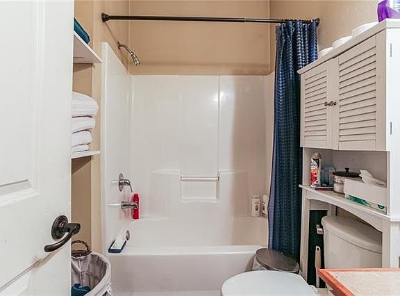 5th image of 1407 Mill St