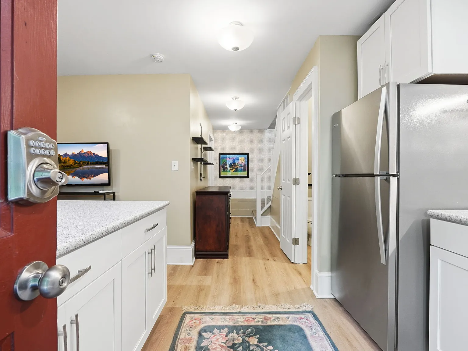 826 Mentelle Drive Northeast - 1 — Photo 3