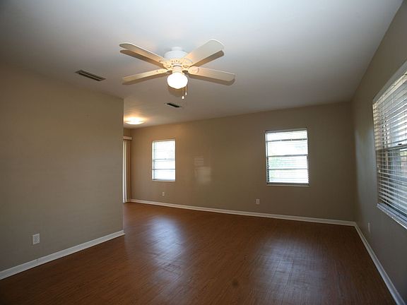 3rd image of 21804 Marlin Ave