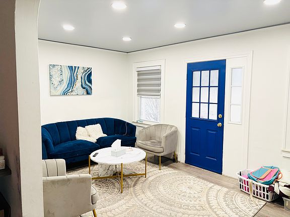 3rd image of 7343 Orchard Ave #2