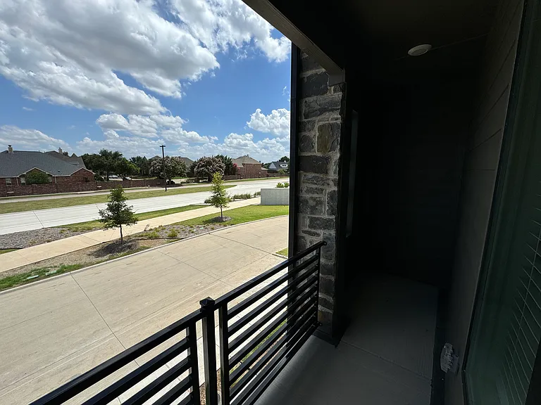 1278 Daybreak Dr — Photo 33