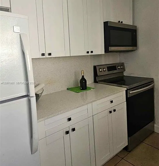 11229 SW 5th Ter — Photo 6