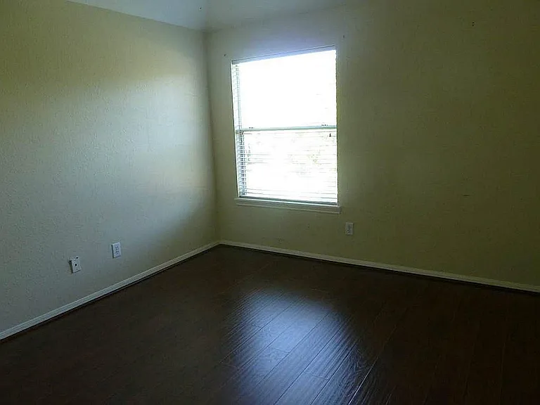 22554 Bristolwood Ct — Photo 18