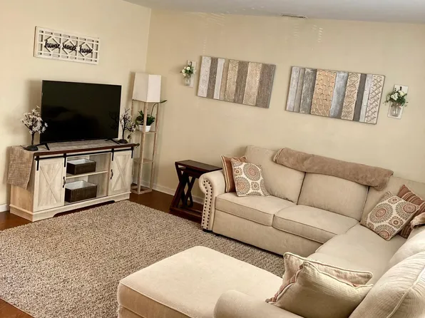 156 Liberty St APT 15, Little Ferry, NJ 07643