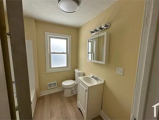 13711 North Dr — Photo 9
