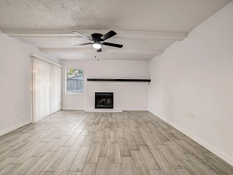 3918 Cypressdale Dr — Photo 13