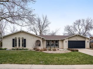5855 W Frost Dr, Littleton, CO 80128