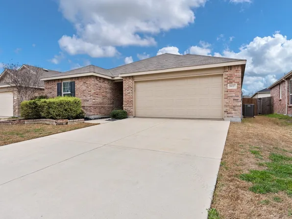 9937 Amosite Dr, Fort Worth, TX 76131