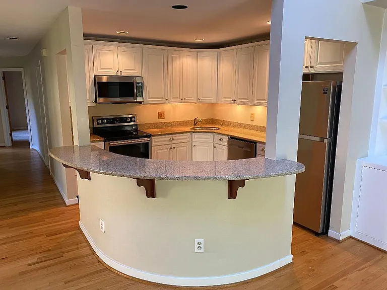 111 Falcon Ln — Photo 10