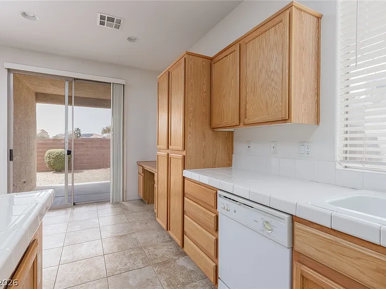 787 Rise Canyon Dr — Photo 7