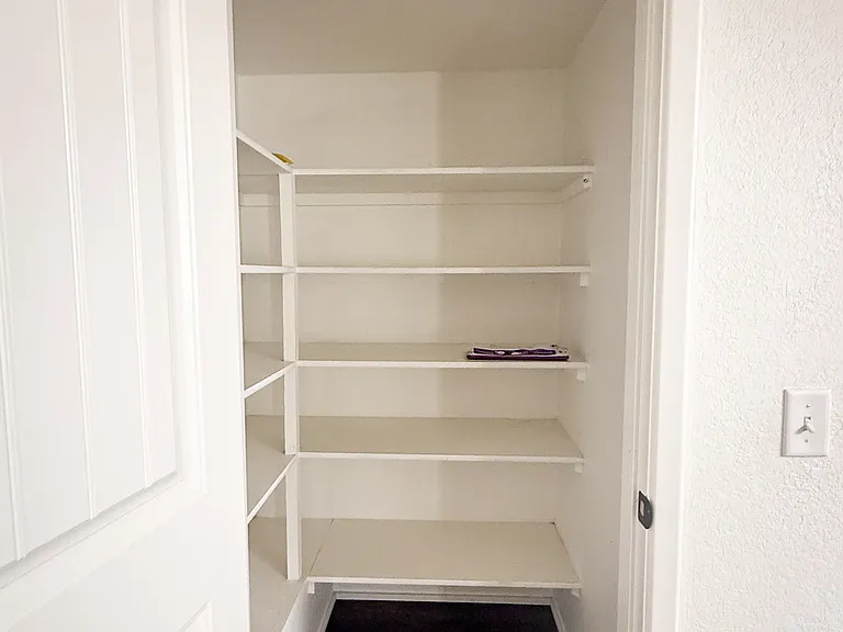 3700 S Serena Ln — Photo 14