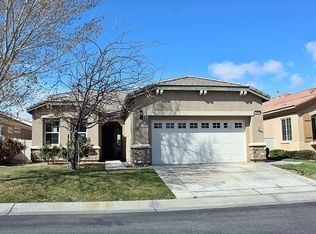 10866 Katepwa Rd, Apple Valley, CA 92308