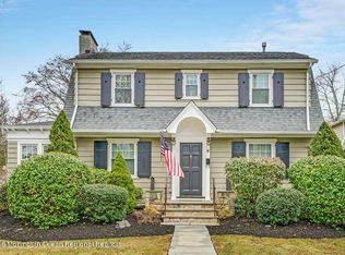 99 E Bergen Pl, Red Bank, NJ 07701