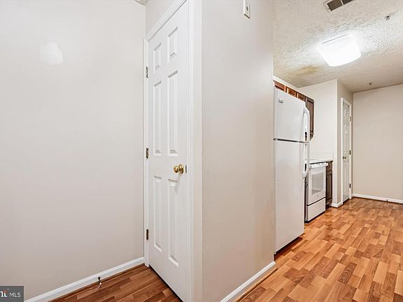 4th image of 13114 Briarcliff Ter APT 407
