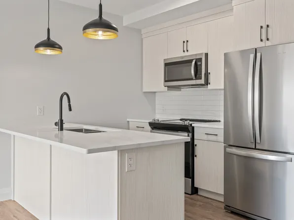 4755 Walker Rd, Windsor, ON